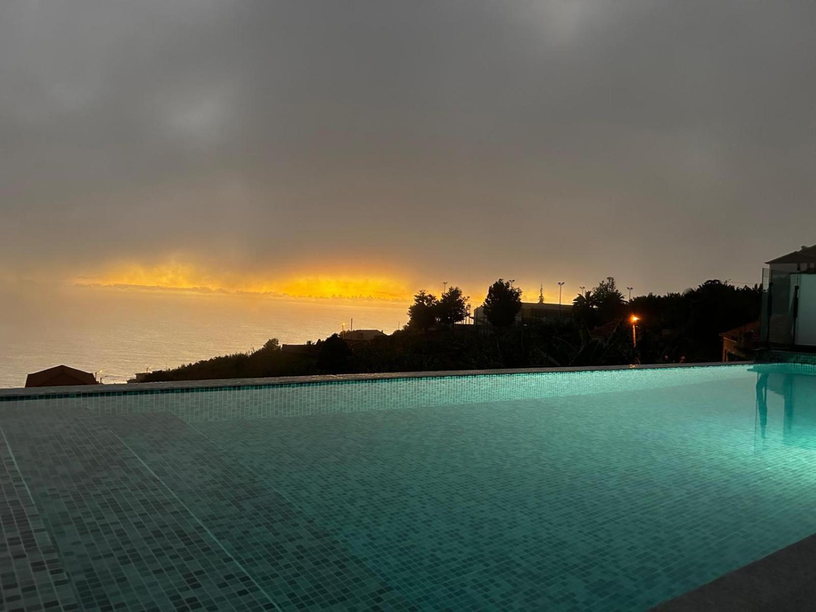 Villa Sea View Arco da Calheta  Buitenkant foto
